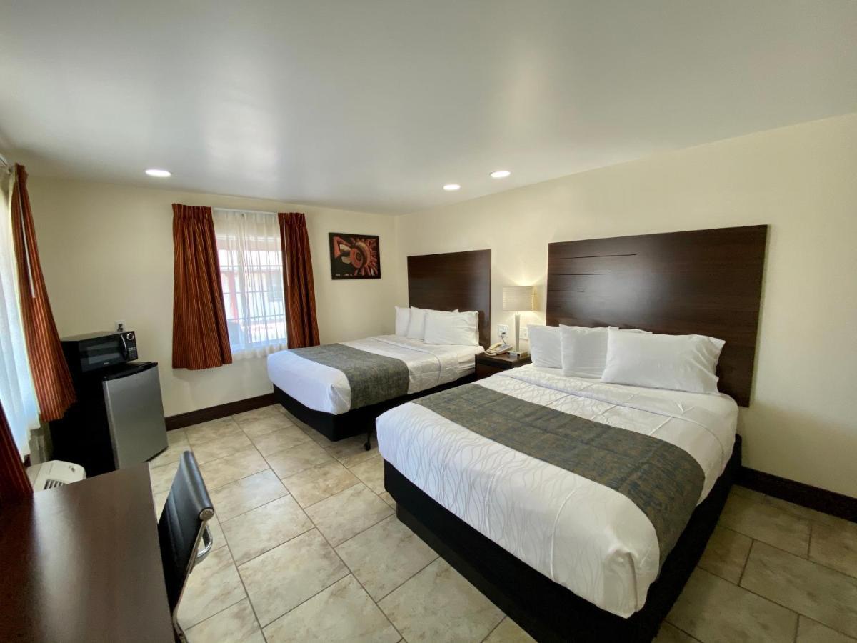 Roswell Inn Εξωτερικό φωτογραφία