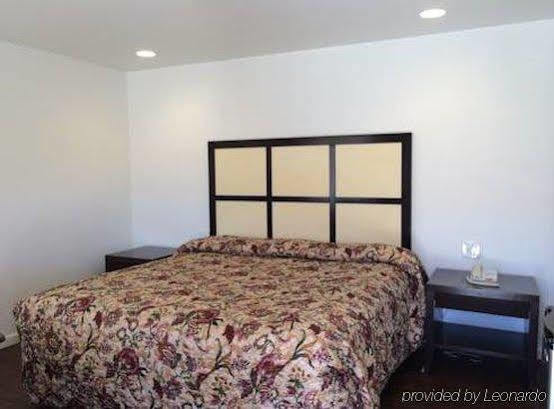 Roswell Inn Εξωτερικό φωτογραφία